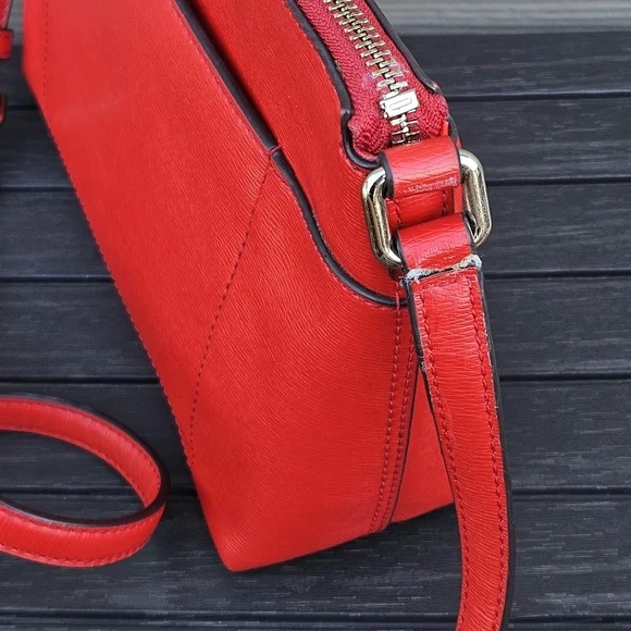 Kate Spade Run Around Crossbody Bag Heirloom Red Top Zip Classic Leather Purse - Picture 4 of 16